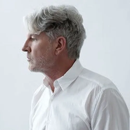 Tim Finn