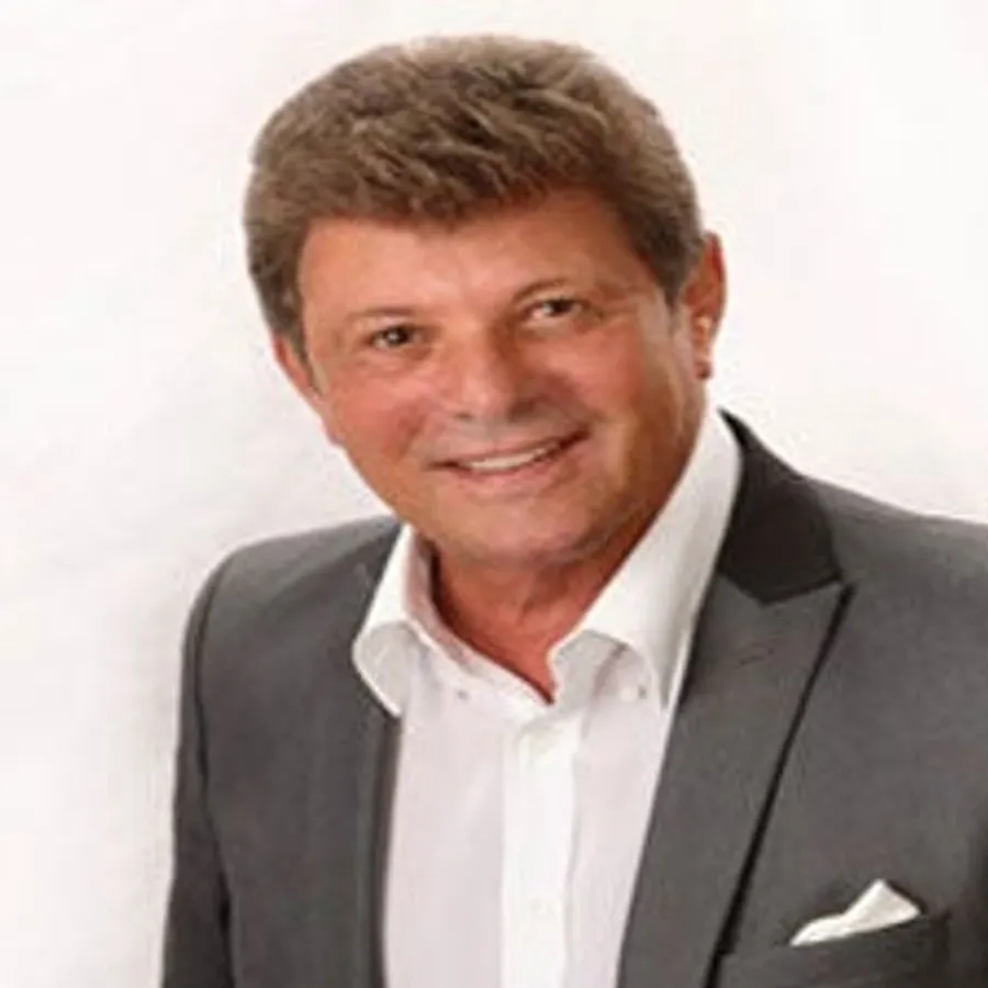 Frankie Avalon at Tropicana 27